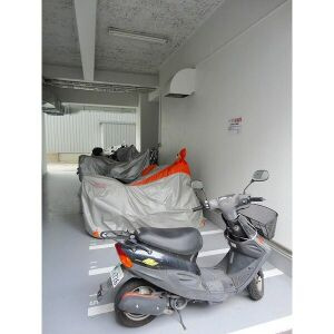 ヴィラフェニックスのその他共用部分|バイク置場です