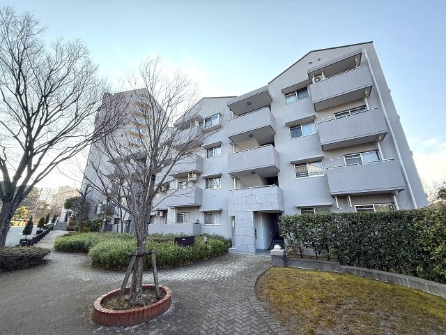 長池公園せせらぎ通り北３号棟の外観|～京王堀之内駅徒歩20分・南大沢駅徒歩22分　四季折々の自然を満喫できる住環境～