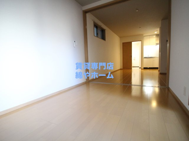 Fmaison北加賀屋III番館の寝室|使い勝手のいい寝室です