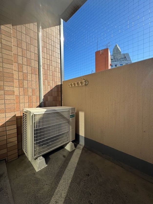 プレサンス神戸駅前のバルコニー