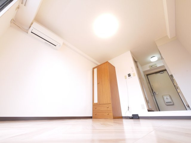 コーポ平城の玄関