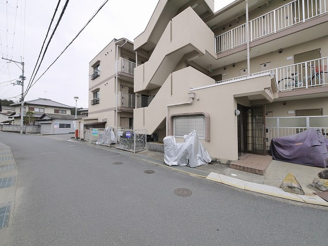 コーポ平城の周辺