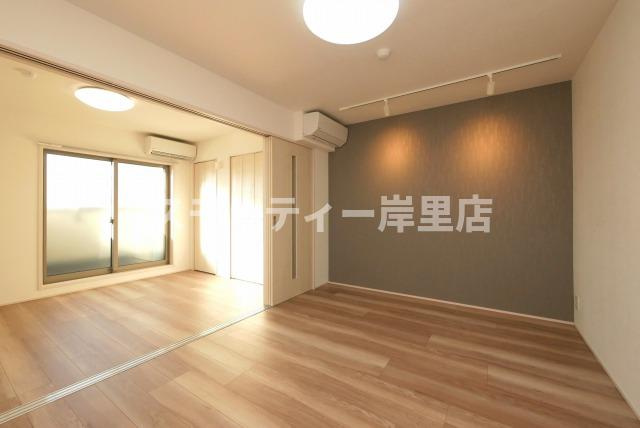 フジパレス　エンⅡ号館の居間・リビング