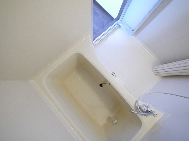 エステートピア阪本の浴室