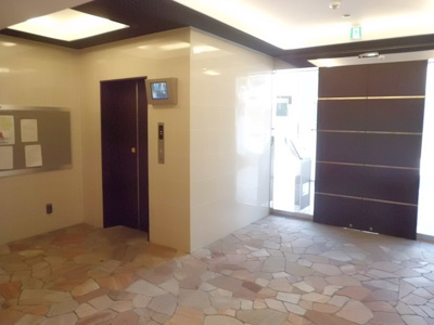 【エントランス】 | S-FORT福島LaLuna | ゆとりのあるエントランスです