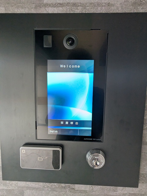 プライマル町屋のエントランス