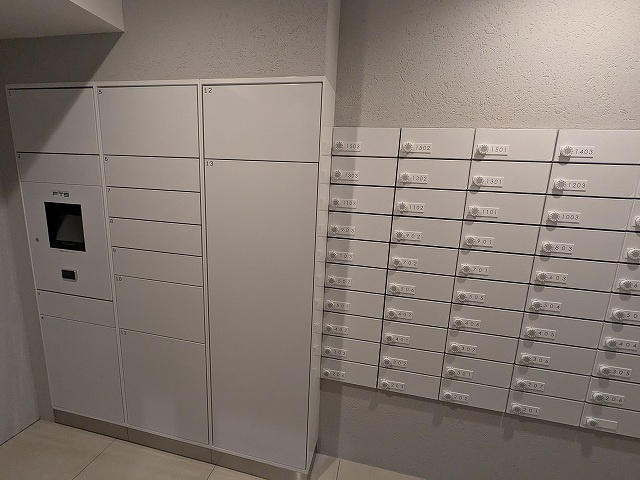 プライマル町屋のロビー