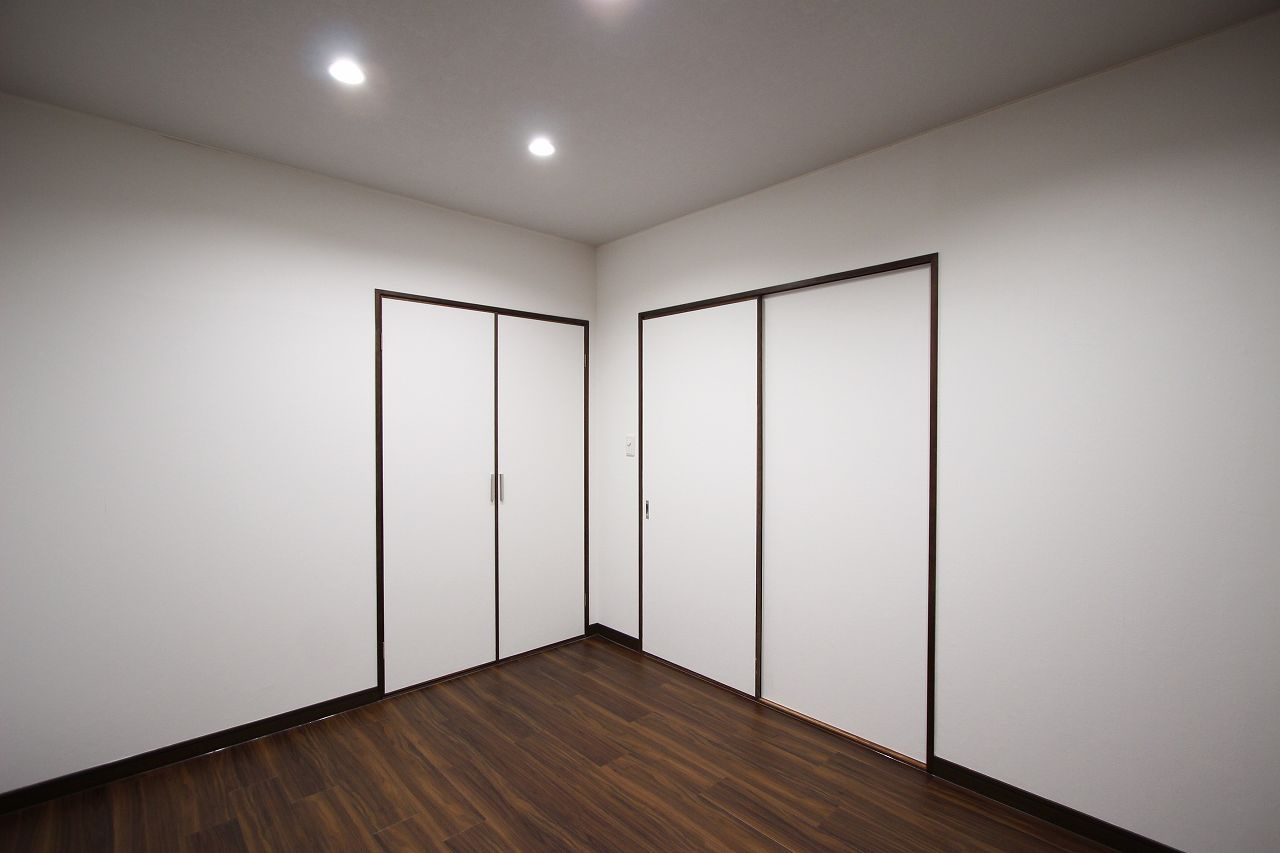 ハイツ松井の居間・リビング