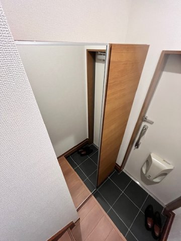 シャトームラシュウⅡの玄関