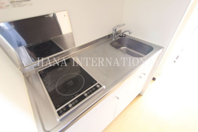 クレイノルナルミエール三郷のキッチン