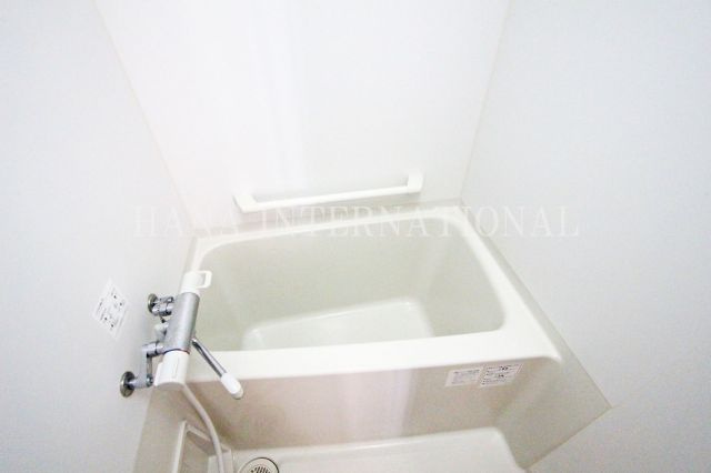 クレイノルナルミエール三郷の浴室