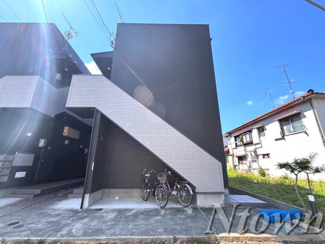 【外観】 | GranSta（グランスタ） | 外はこのようになっています