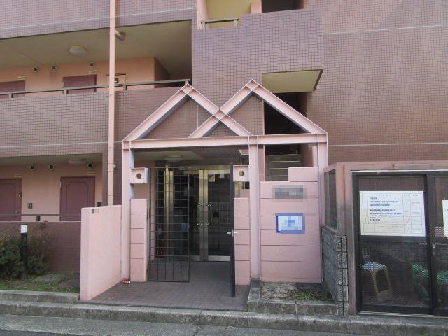 尼崎市南武庫之荘３丁目の一棟マンションの外観