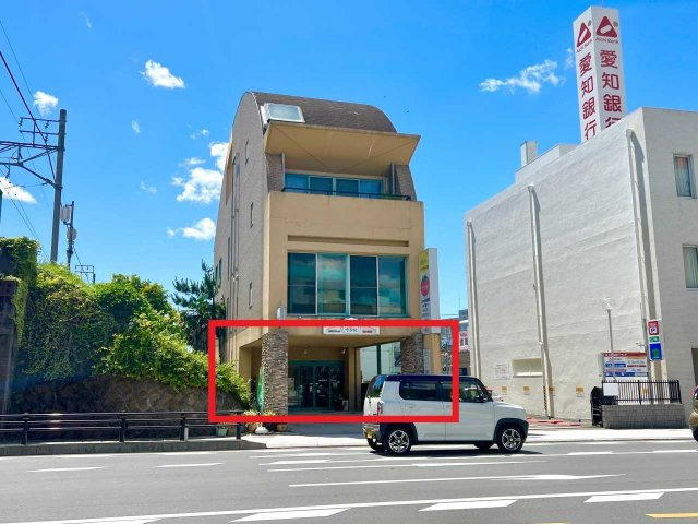 明大寺本町 貸店舗の外観