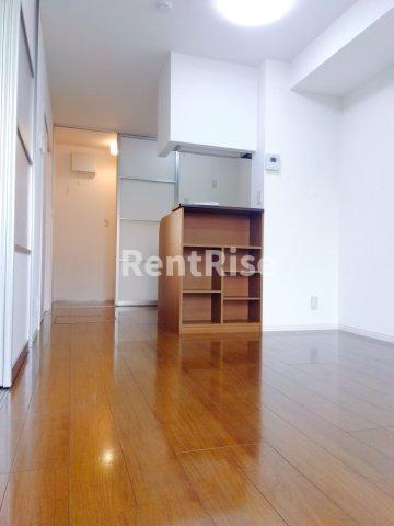 レセンテＡの居間・リビング