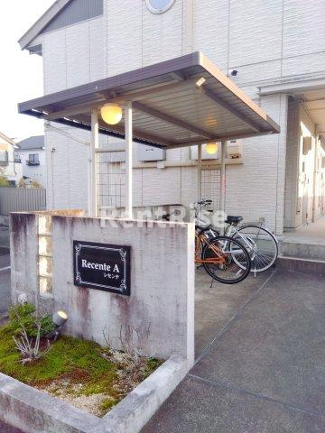 レセンテＡのエントランス
