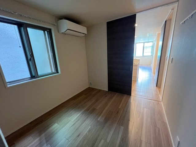 安泰ビルの寝室