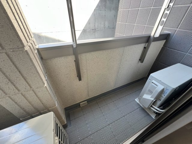 安泰ビルのバルコニー