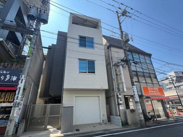 安泰ビルの外観