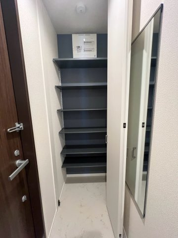 安泰ビルの収納
