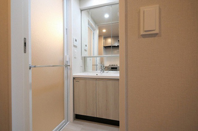 【独立洗面台】 | アーバネックス心斎橋EAST | 独立洗面台あり、毎朝おしゃれに忙しい女性の方におすすめです