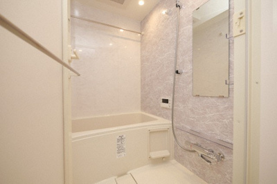 【浴室】 | S-RESIDENCE大阪上本町 | コンパクトで使いやすいお風呂です