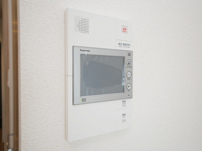 【セキュリティ】 | プレサンス天満橋ヴェルエラ | モニター付きインターホンです
