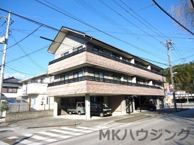 【外観】 | VIRAGE TAKASU | 外観は落ち着いています