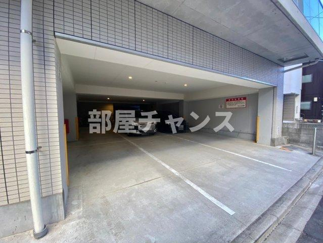 B's117 Northの駐車場