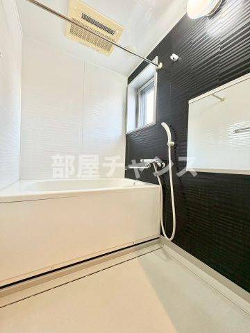 B's117 Northの浴室