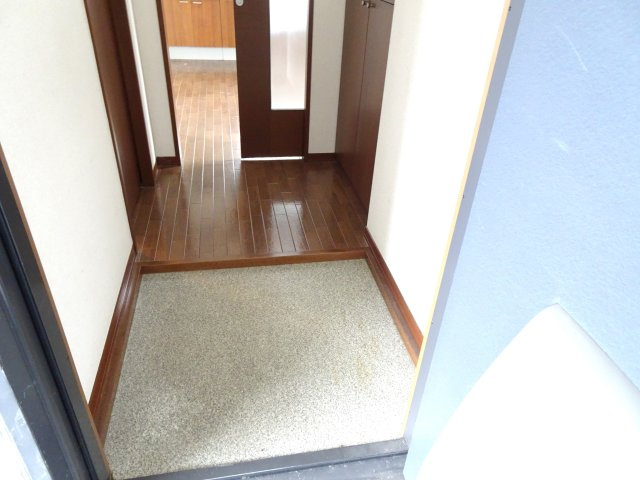 クレールロジュマンの玄関