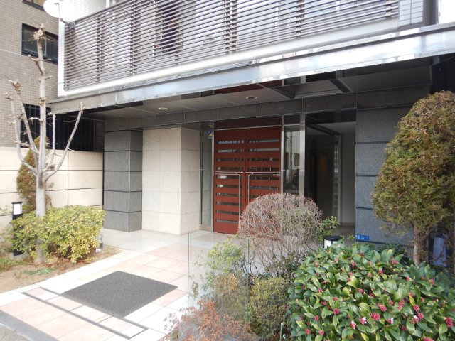 レヴィールガーデン亀戸のエントランス