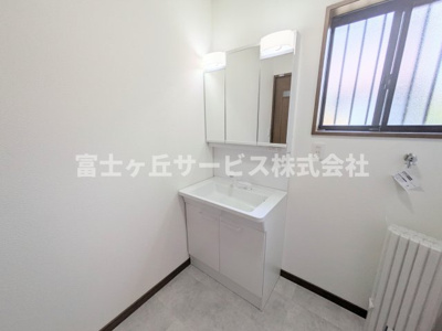 【独立洗面台】 | 菊川市三沢 中古戸建て | 独立洗面台です