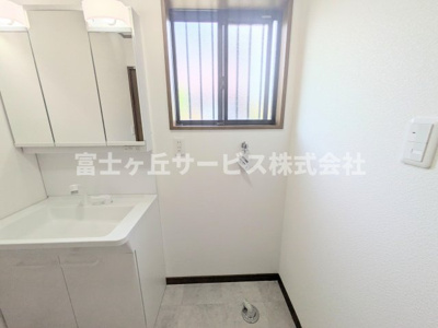 【ランドリースペース】 | 菊川市三沢 中古戸建て | ランドリースペースです