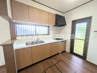 【キッチン】 | 菊川市三沢 中古戸建て | キッチンです