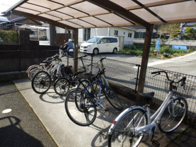 【その他共用部分】 | カーサ クレール B棟 | 駐輪場完備
