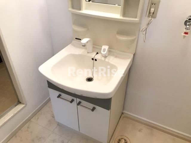 ミナミブルータウン光与の独立洗面台|洗髪洗面化粧台