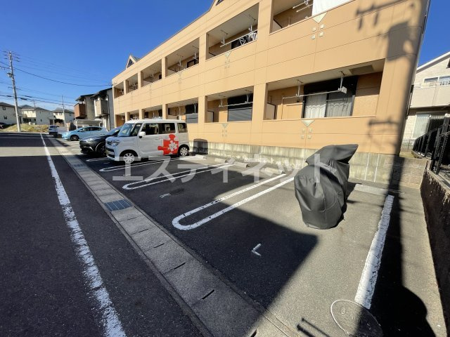 ハイツウインの外観