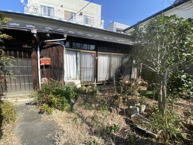 御山町　解体更地渡しの外観