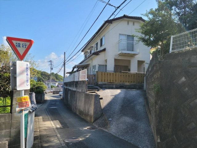 福岡市東区香椎4丁目　中古戸建　オーナーチェンジの前面道路含む現地写真|前面道路含む現地写真です