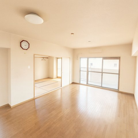 サンハウス小牧駅の居間・リビング|※リフォームイメージです