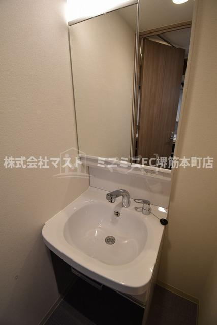 プレサンス谷町九丁目ディセオの洗面所