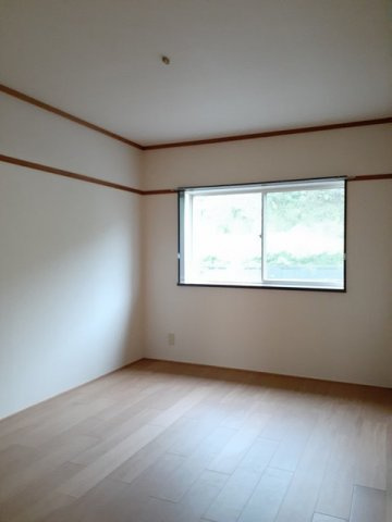 エルディム栗木山の内装