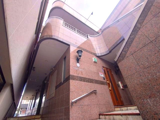 花笑ビルパリスの外観