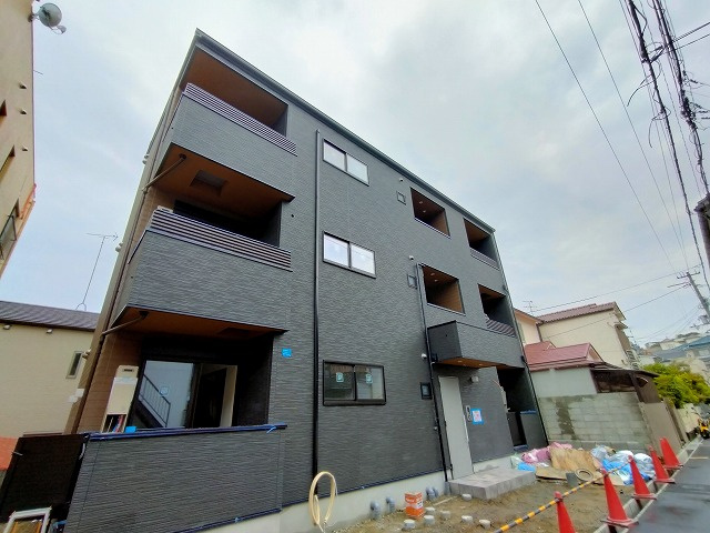 神戸市兵庫区熊野町２丁目のアパートの外観