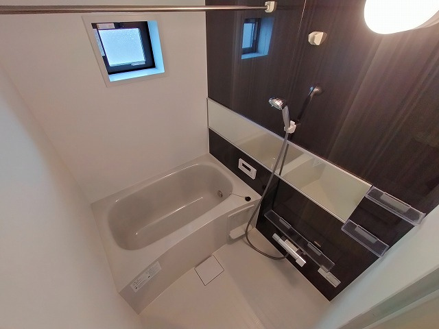 神戸市兵庫区熊野町２丁目のアパートの浴室