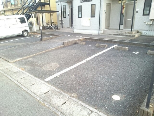 駐車場に車を止められます