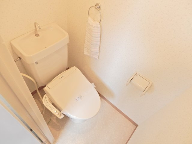 セレーン城跡のトイレ