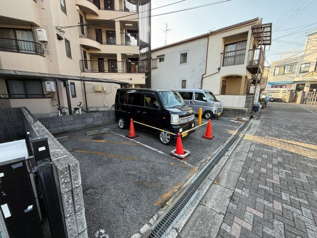 【駐車場】 | リバーフロントKS