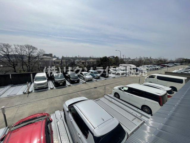 リバティパーク枚方B棟の駐車場|■物件内覧・資金計画相談・住宅ローン相談、リフォーム相談、お問合せ受付中■
※当日・翌日のご内覧、ご相談はお電話でのお問合せがスムーズです！